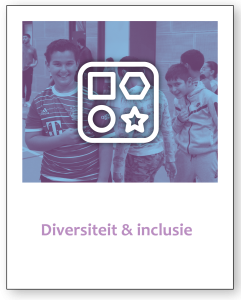 Plaatje met doelstelling diversiteit - groep jonge kinderen bij elkaar die lachen